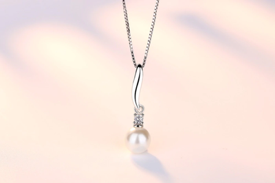 WATER DROP PEARL PENDANT