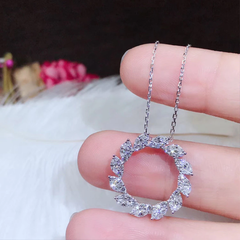 LUXURY HALO PENDANT